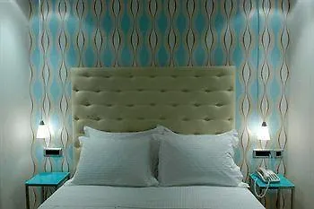 Mary Plaza 2* Piraeus